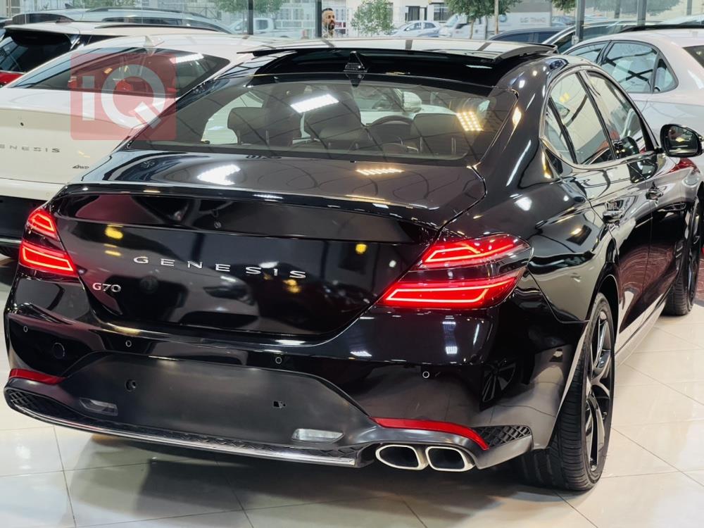 جێنسس G70